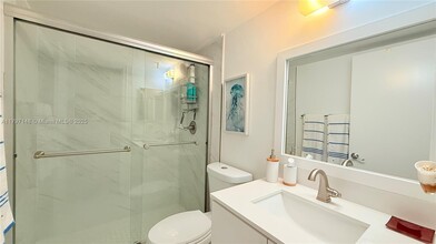 13450 SW 3rd St, Unit 308 in Pembroke Pines, FL - Building Photo - Building Photo