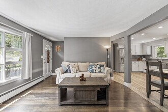 6 Mackin St in Hudson, MA - Building Photo - Building Photo