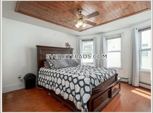 property at 121 Hancock St