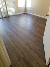 3333 W Island Ct in Elk Grove, CA - Building Photo - Building Photo