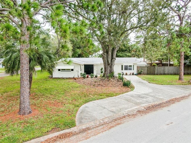 property at 5625 Atlantic Ave N