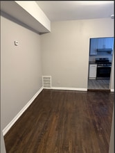 1607 N LeClaire Ave, Unit 1 in Chicago, IL - Foto de edificio - Building Photo