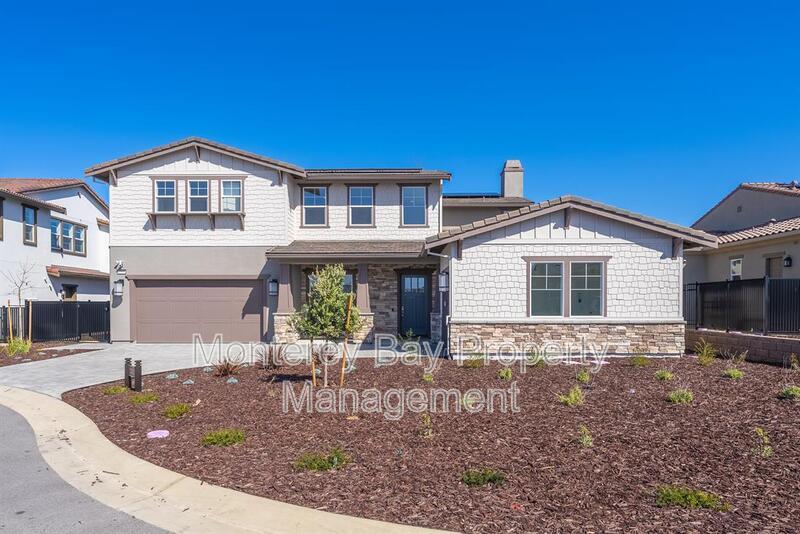 2265 Cypress Ln in Seaside, CA - Foto de edificio