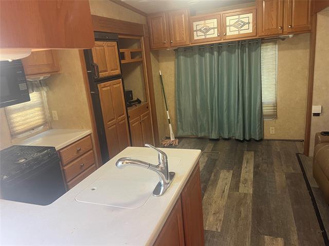 433 HCR 2105 Loop N in Whitney, TX - Building Photo - Building Photo