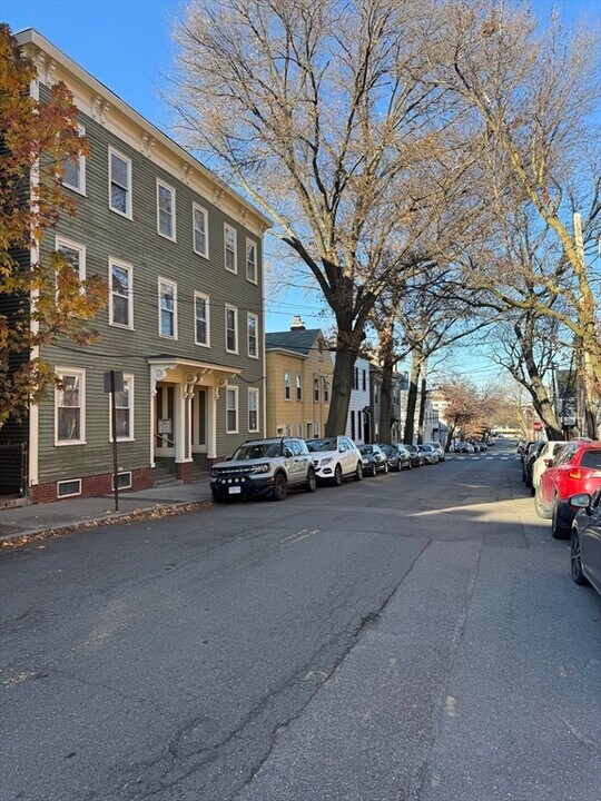 43 Sciarappa St in Cambridge, MA - Building Photo