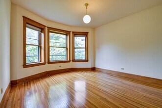 849 W Grace St, Unit 3 in Chicago, IL - Building Photo - Building Photo