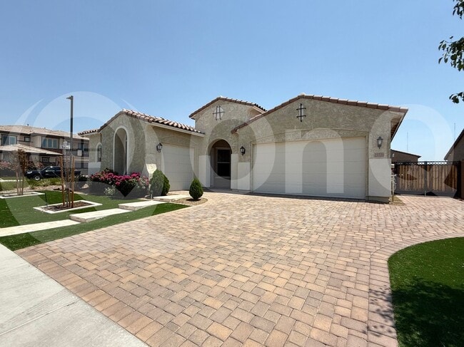 22721 N 34th St in Phoenix, AZ - Building Photo - Building Photo