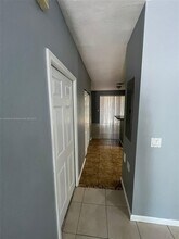 2539 SW 82nd Ave in Miramar, FL - Building Photo - Building Photo