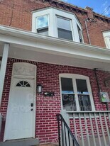 41 Hutson St in Wilkes-Barre, PA - Building Photo