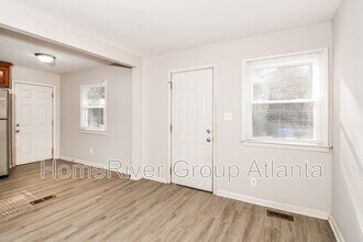 440 Dartmouth Dr SW in Atlanta, GA - Building Photo - Building Photo