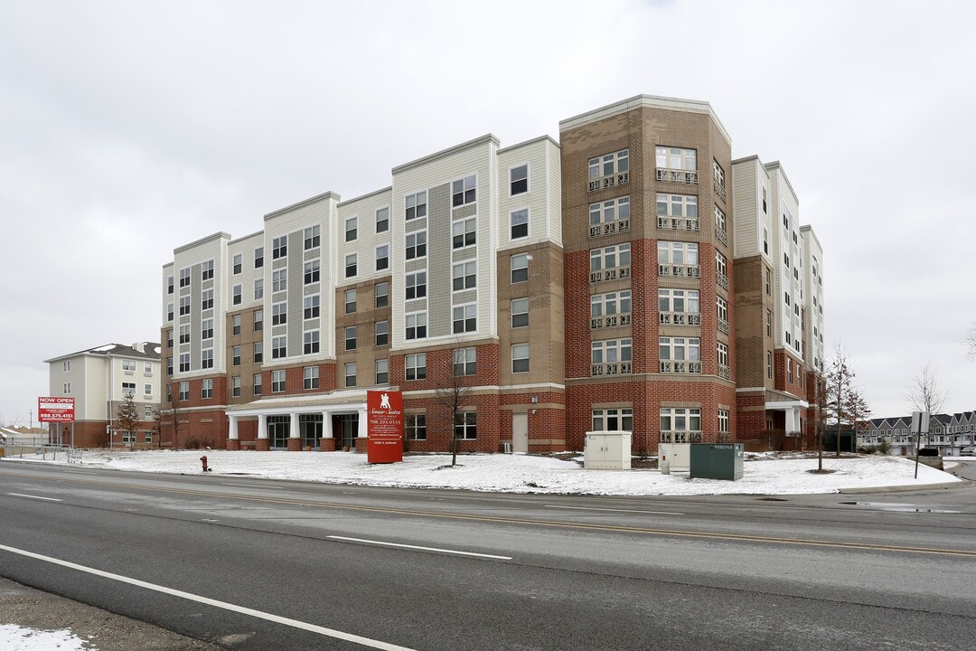 Senior Suites of Fay's Point in Blue Island, IL - Foto de edificio