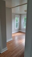 168 Lloyd St, Unit 3rd floor in New Haven, CT - Foto de edificio - Building Photo