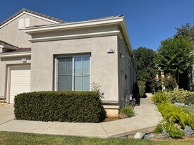 276 Black Amber Way in Brentwood, CA - Building Photo