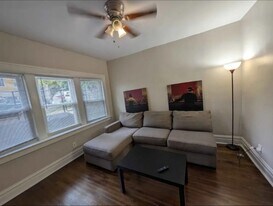 2918 S Haynes Ct, Unit 1F in Chicago, IL - Building Photo