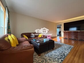 9331 Portland Ave S in Minneapolis, MN - Building Photo - Building Photo