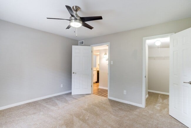 2825 Bellefontaine in Houston, TX - Building Photo - Building Photo