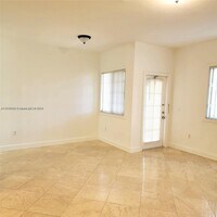 2015 SE 10th Ave, Unit 102 in Fort Lauderdale, FL - Building Photo - Building Photo