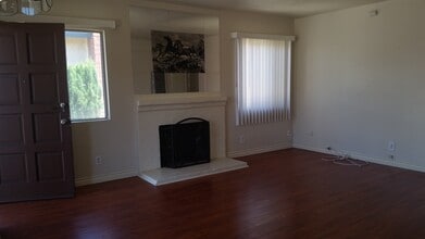 15418 Larch Ave in Lawndale, CA - Building Photo - Building Photo