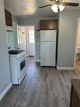 38 Taunton Ave in Seekonk, MA - Building Photo - Building Photo