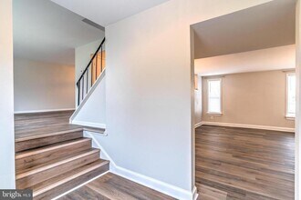333 Dew Drop Ln in Prince Frederick, MD - Foto de edificio - Building Photo