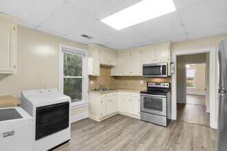 1110 N Pasteur St in New Bern, NC - Building Photo - Building Photo