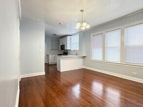 3615 N Troy St in Chicago, IL - Building Photo - Building Photo
