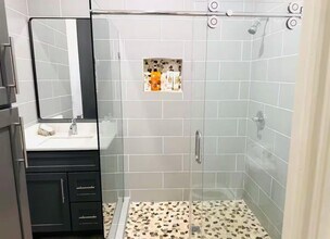 2400 Burkett St. in Houston, TX - Building Photo - Building Photo