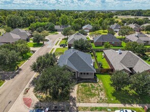 8426 Alison Ave in College Station, TX - Building Photo - Building Photo