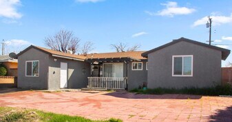 1232 W Ave H 14 in Lancaster, CA - Building Photo