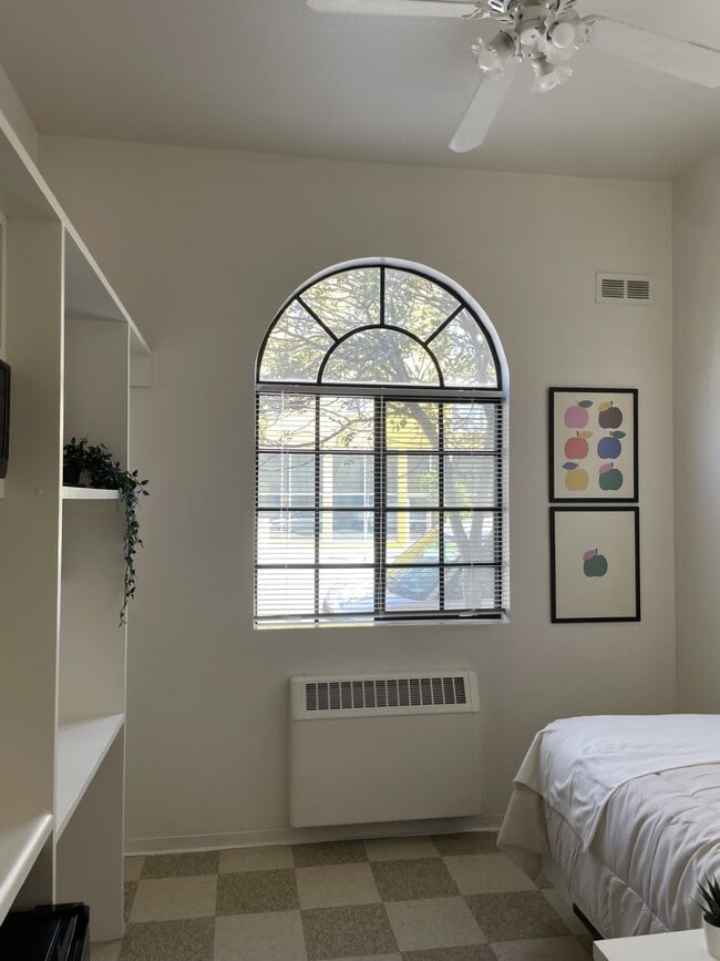 Peachtree Inn - Fully furnished units! in San Diego, CA - Foto de edificio - Building Photo