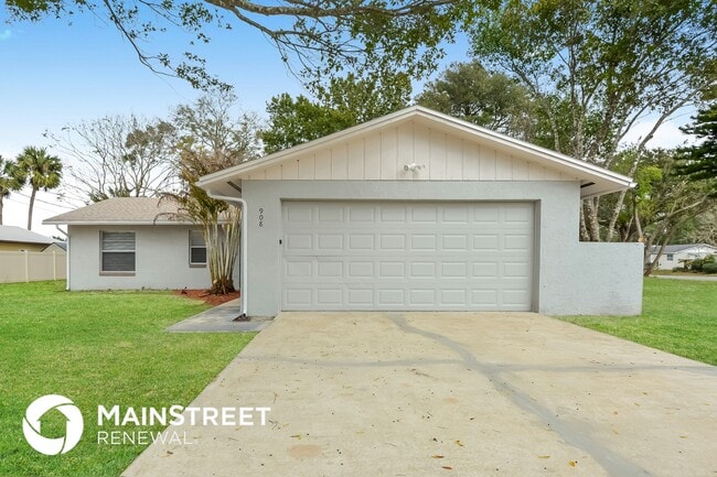 property at 908 E Normandy Blvd