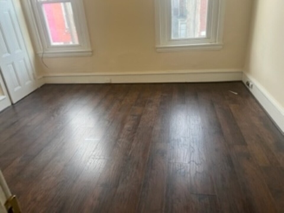 1313 W Rush St in Philadelphia, PA - Building Photo
