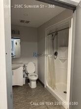 258C-258C Sunview St in Waterloo, ON - Building Photo - Building Photo