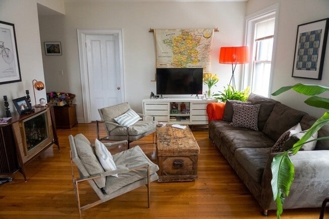 property at 59 E Springfield St