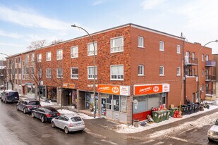 695-715 de Liège O in Montréal, QC - Building Photo