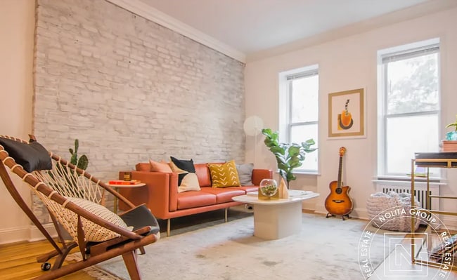 property at 74 Bank St