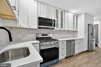 2447 Turner St in Philadelphia, PA - Building Photo - Building Photo