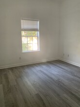 135 Grayton Village Rd, Unit B in Santa Rosa Beach, FL - Foto de edificio - Building Photo