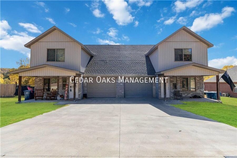 625 Sugar Creek Rd in Pea Ridge, AR - Building Photo