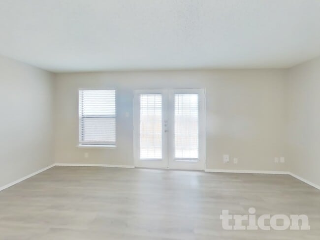 6850 Misty Field Dr in Converse, TX - Building Photo - Building Photo