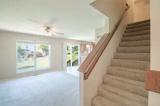 4323 Bristol View Ct in St. Louis, MO - Building Photo - Building Photo