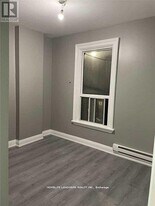 271 Dunn Ave in Toronto, ON - Building Photo