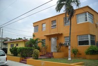 711 SW 10th Ave in Miami, FL - Foto de edificio - Building Photo