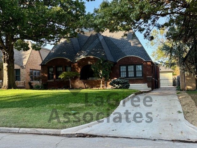 property at 709 NW 42nd St