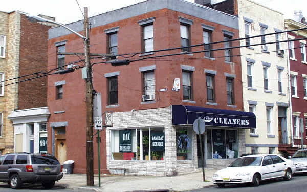 801 Bloomfield St in Hoboken, NJ - Building Photo - Building Photo