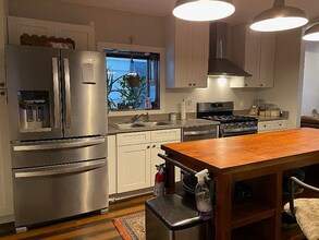 300 Townsend St-Unit -1 in New Brunswick, NJ - Building Photo - Building Photo