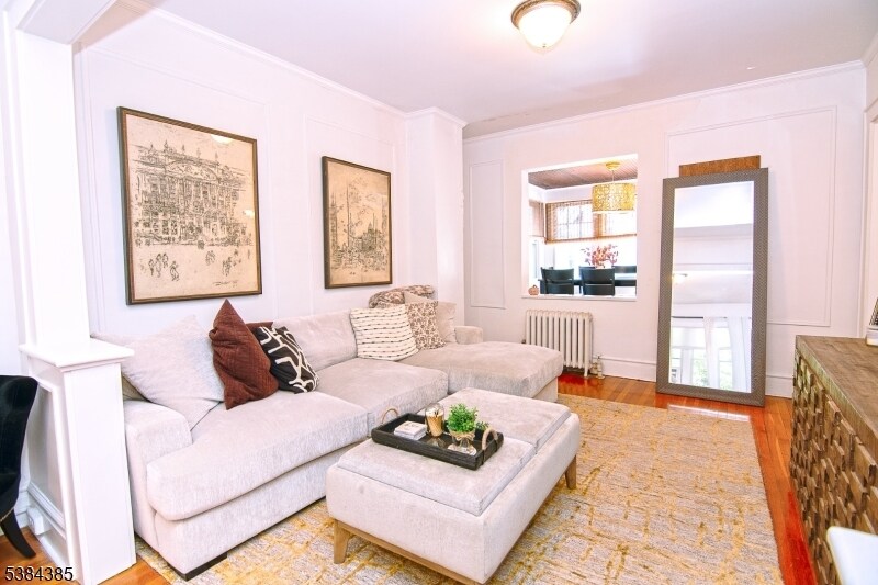 306 Springfield Ave in Summit, NJ - Building Photo