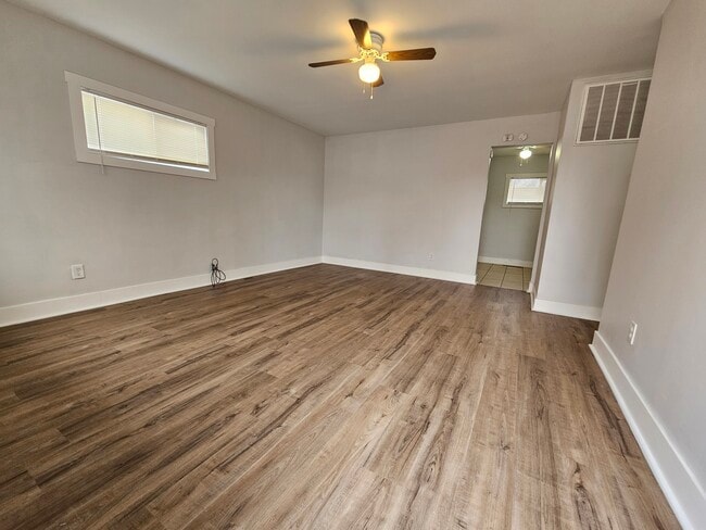 2900 Central Dr in Gary, IN - Building Photo - Building Photo