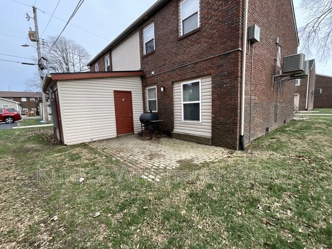 1803 Jamestown Rd in Swansea, IL - Building Photo - Building Photo