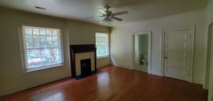 320 S Mendenhall St in Greensboro, NC - Building Photo - Building Photo